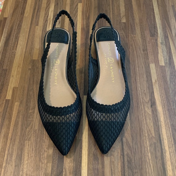 Chinese Laundry "Mango" Pointed Toe Slingback - Picture 1 of 9